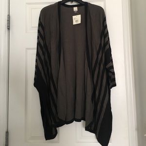 NWT Green and black striped cardigan